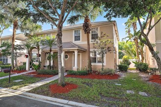 Building Photo - 8050 Murano Cir