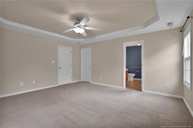 Building Photo - 672 Hogart St