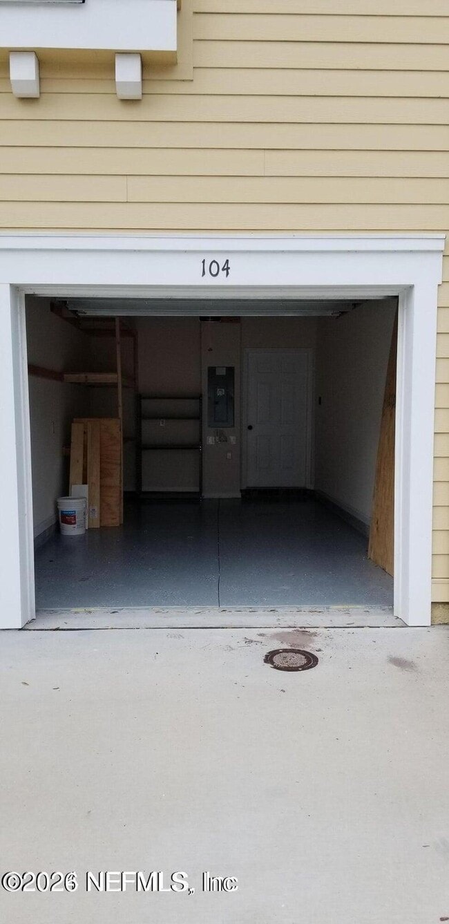 Building Photo - 131 Burnett Ct