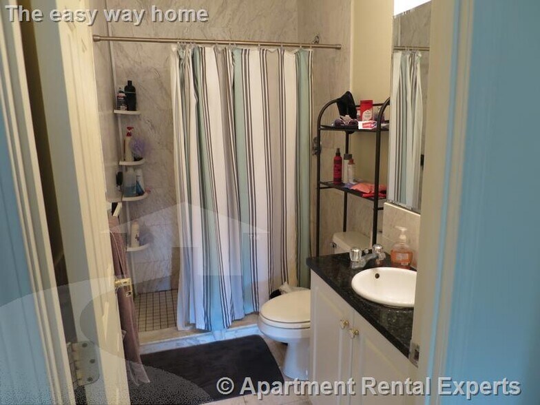 Building Photo - 373 Highland Ave