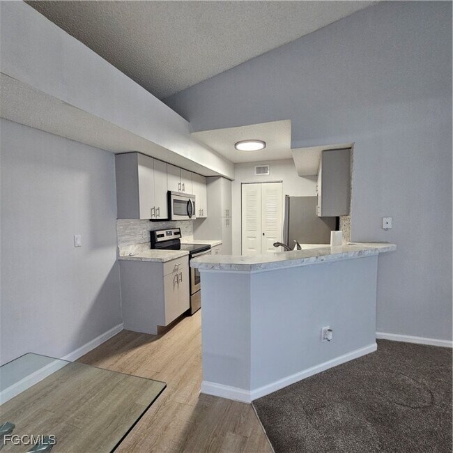 Building Photo - 13505 Eagle Ridge Dr