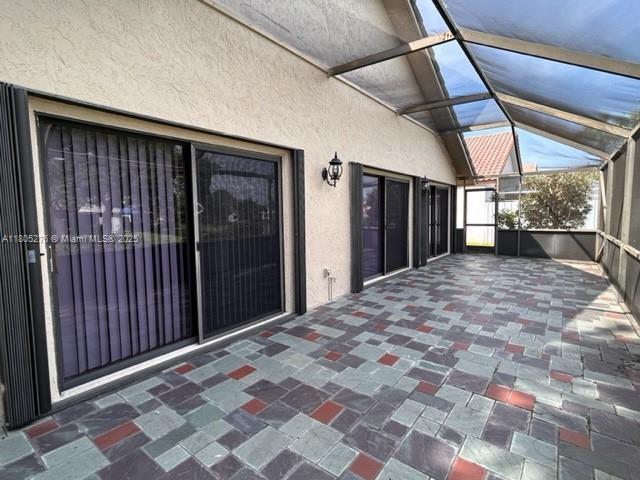 Building Photo - 104 Executive Cir