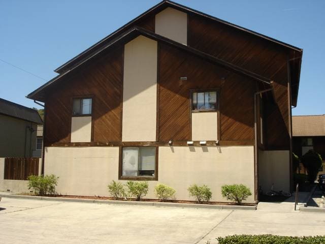 Building Photo - Cedar Rock Apartments