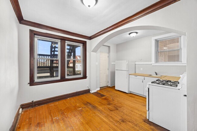 Building Photo - 1838 50th Ct