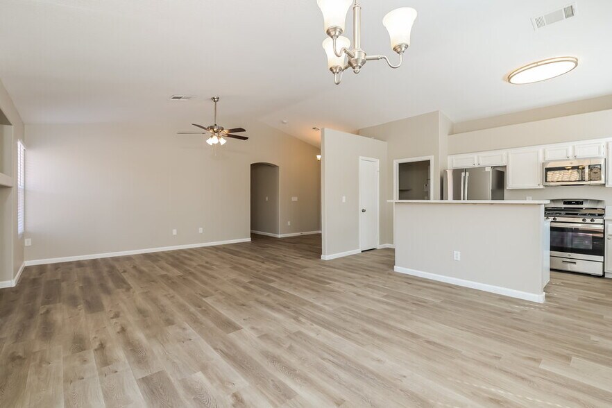 Building Photo - 1108 Adcox Ct