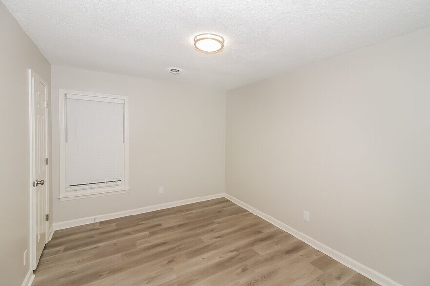 Building Photo - 4102 Auster Cove