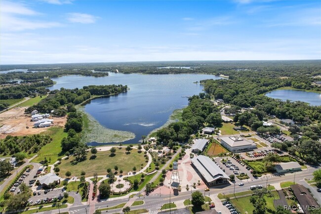 Building Photo - 809 Inverie Dr