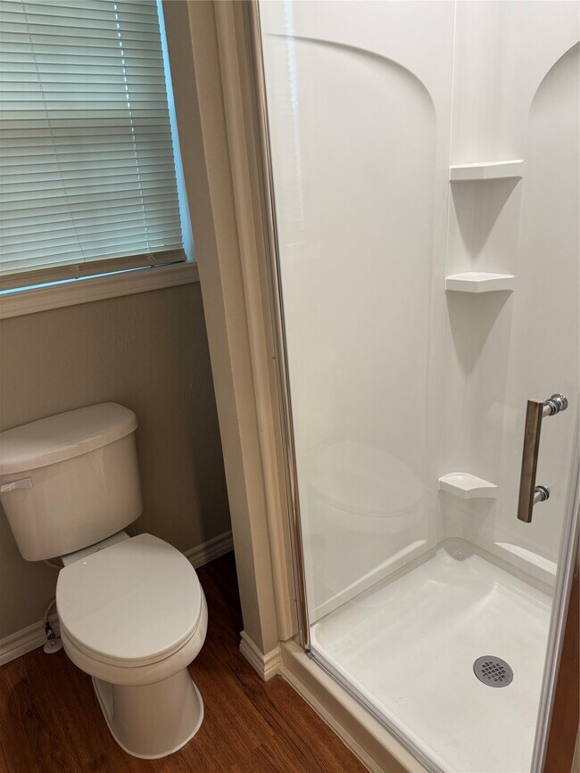 Building Photo - 1934 Austin Ave