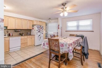 Building Photo - 962 Wedgewood Dr