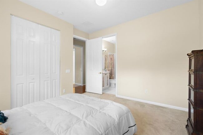 Building Photo - 7938 Sunburst Terrace
