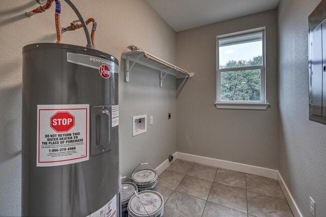 Building Photo - 1915 Willow