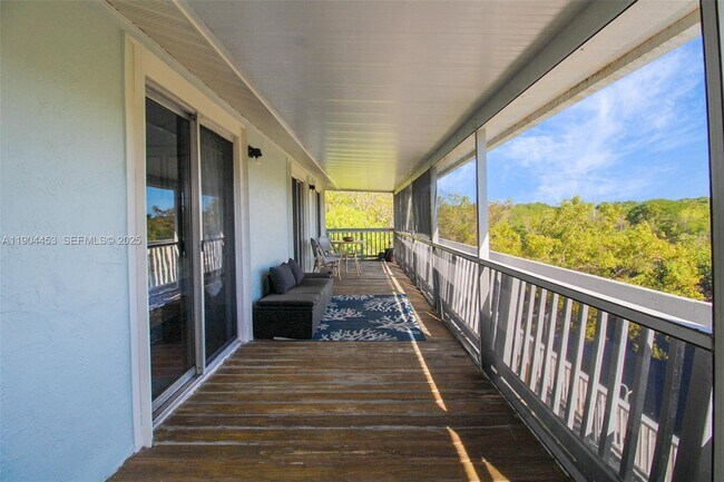 Building Photo - 133 Valois Blvd