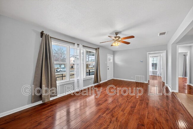 Building Photo - 408 Aviation Ave