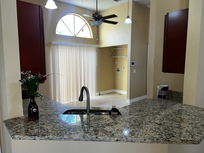 Building Photo - 8362 Dynasty Dr