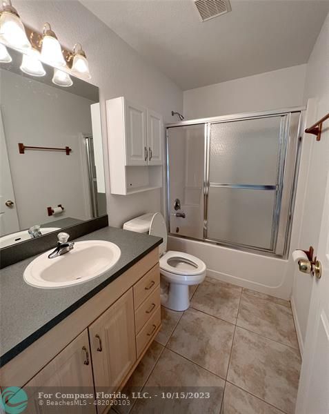 Building Photo - 1051 SW 85th Way
