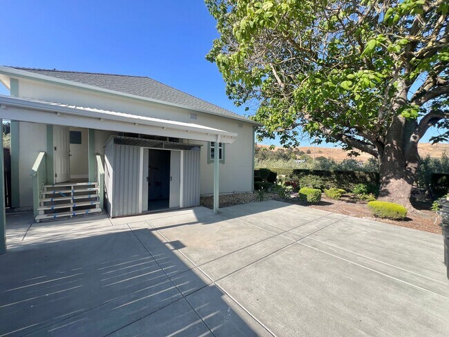 Building Photo - 1515 Stony Point Rd