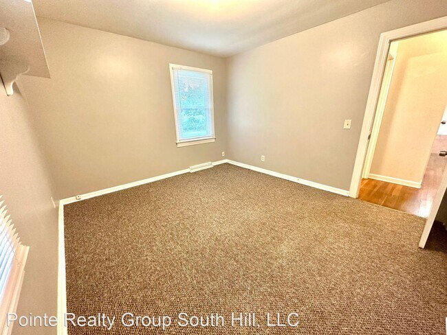 Building Photo - 3 br, 2 bath House - 479 Dundas Road