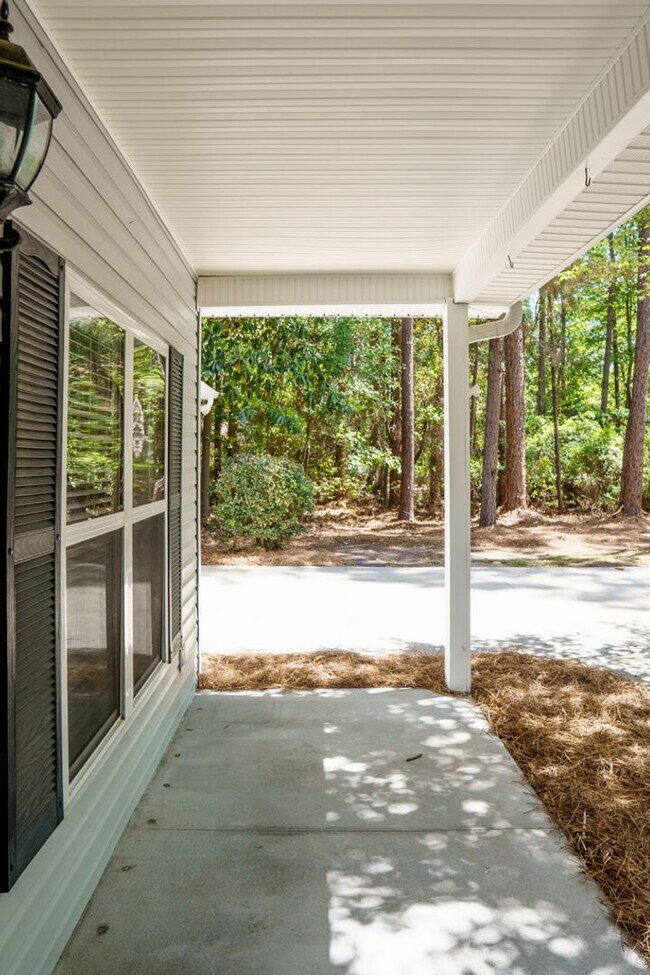 Building Photo - 49 Thomas Sumter St