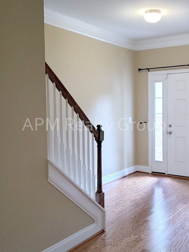 Building Photo - Saluda Springs Townhome