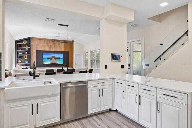 Building Photo - 11342 S Camden Commons Dr