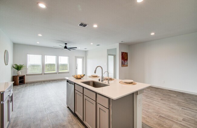 Building Photo - 14506 Rain Tree Dr