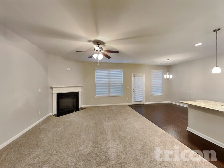 Building Photo - 377 Lossie Ln