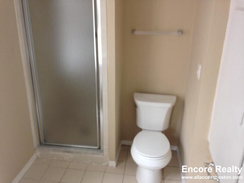 Building Photo - 23 Highgate St