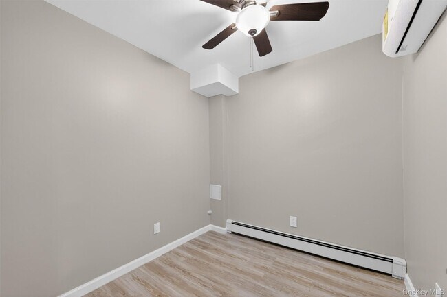 Building Photo - 315 E 163rd St