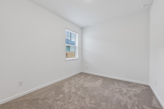 Building Photo - 9730 Westminster Mnr Dr