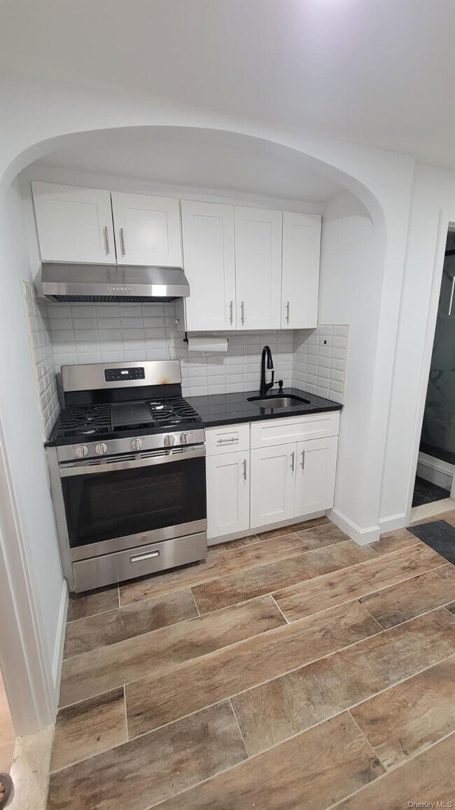 Building Photo - 60-24 Wetherole St