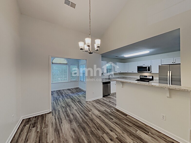 Building Photo - 5179 Centennial Creek View NW