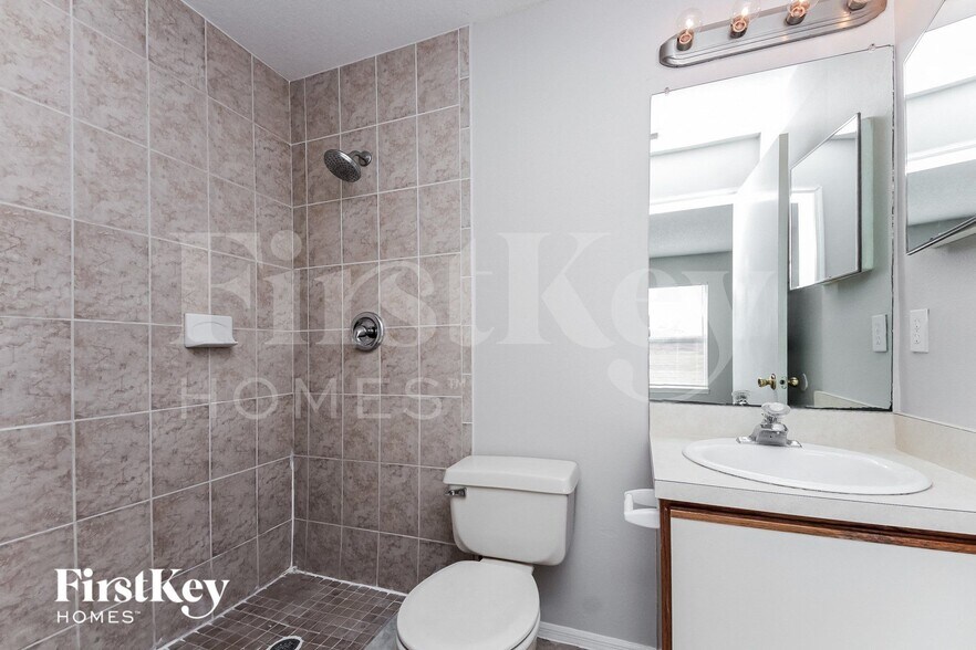 Building Photo - 841 Marquis Ct