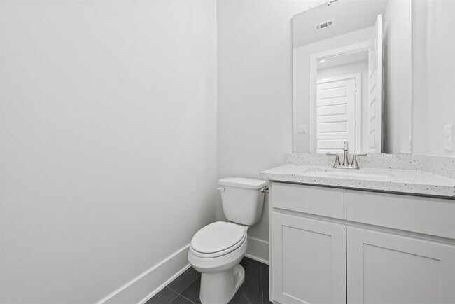 Building Photo - Two story. 4 bedrooms. 3.5 baths. Spacious...