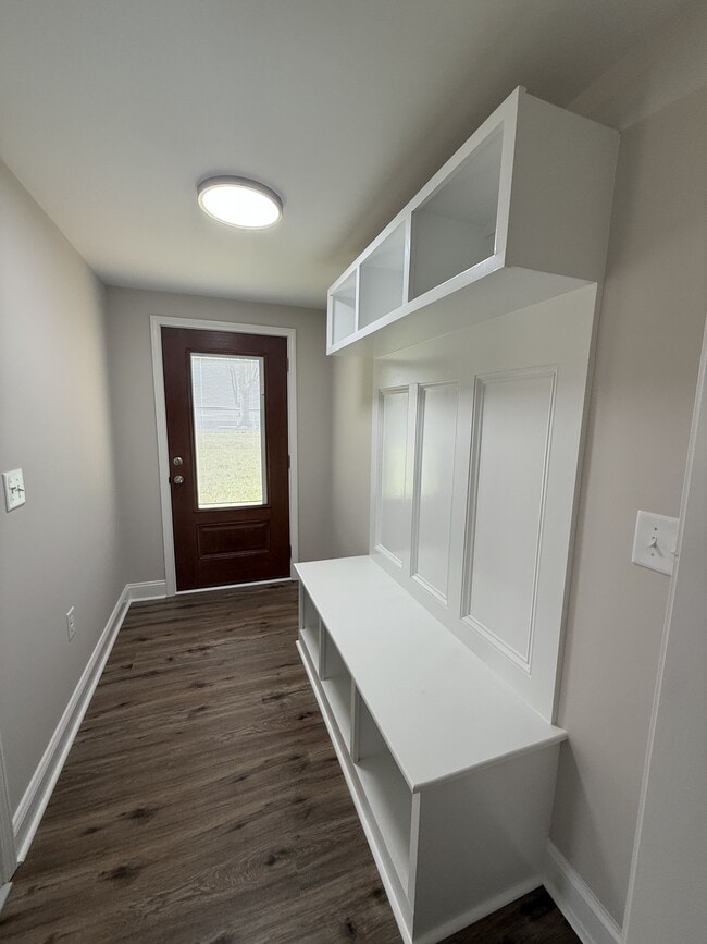 Building Photo - 126 Red Kirby Rd