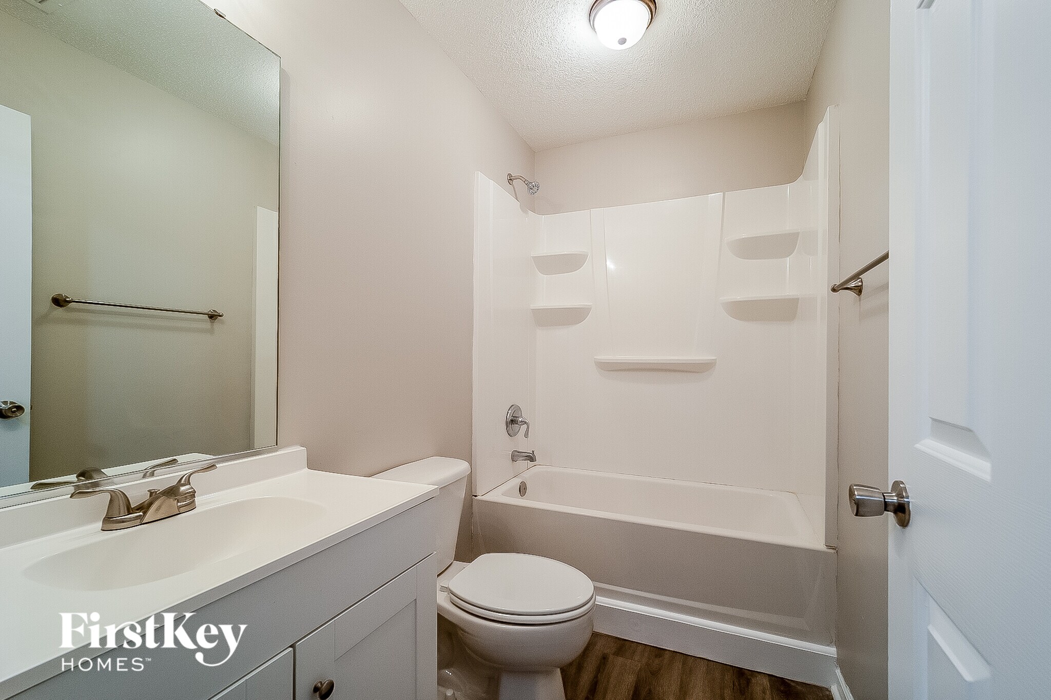 Building Photo - 404 Meadowview Trail