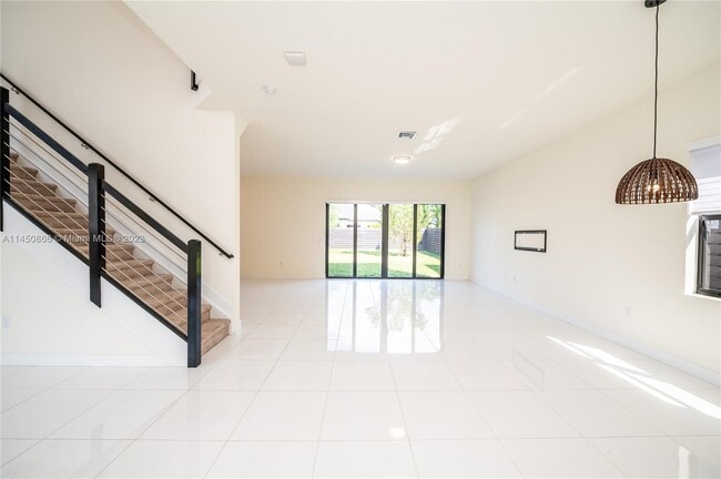 Building Photo - 8911 NW 160th Ter