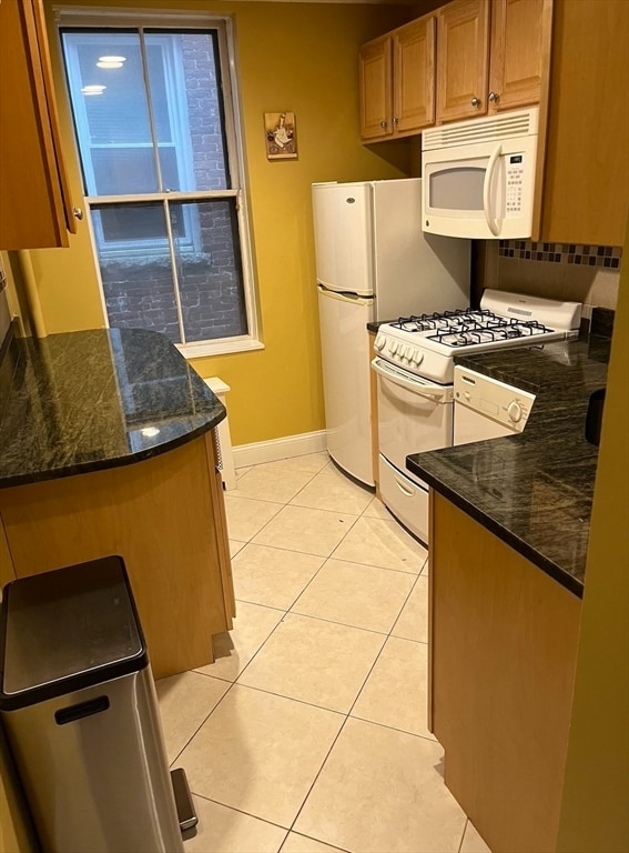 Building Photo - 11 Irving St