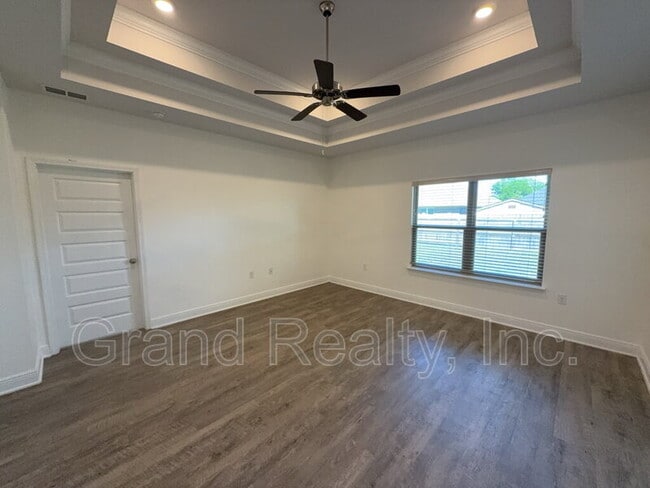 Building Photo - 3814 Hawks Landing Cir