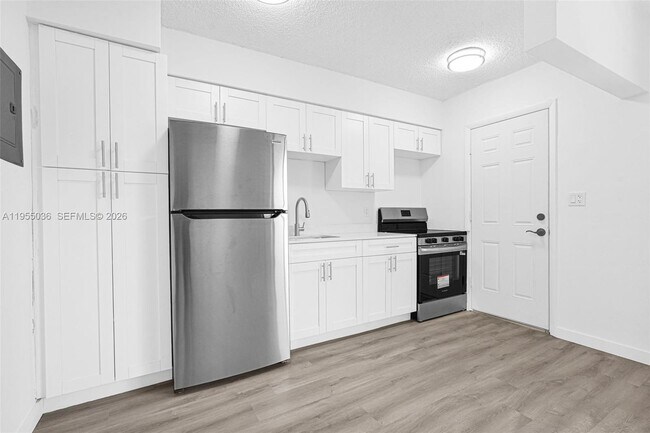 Building Photo - 13210 Memorial Hwy