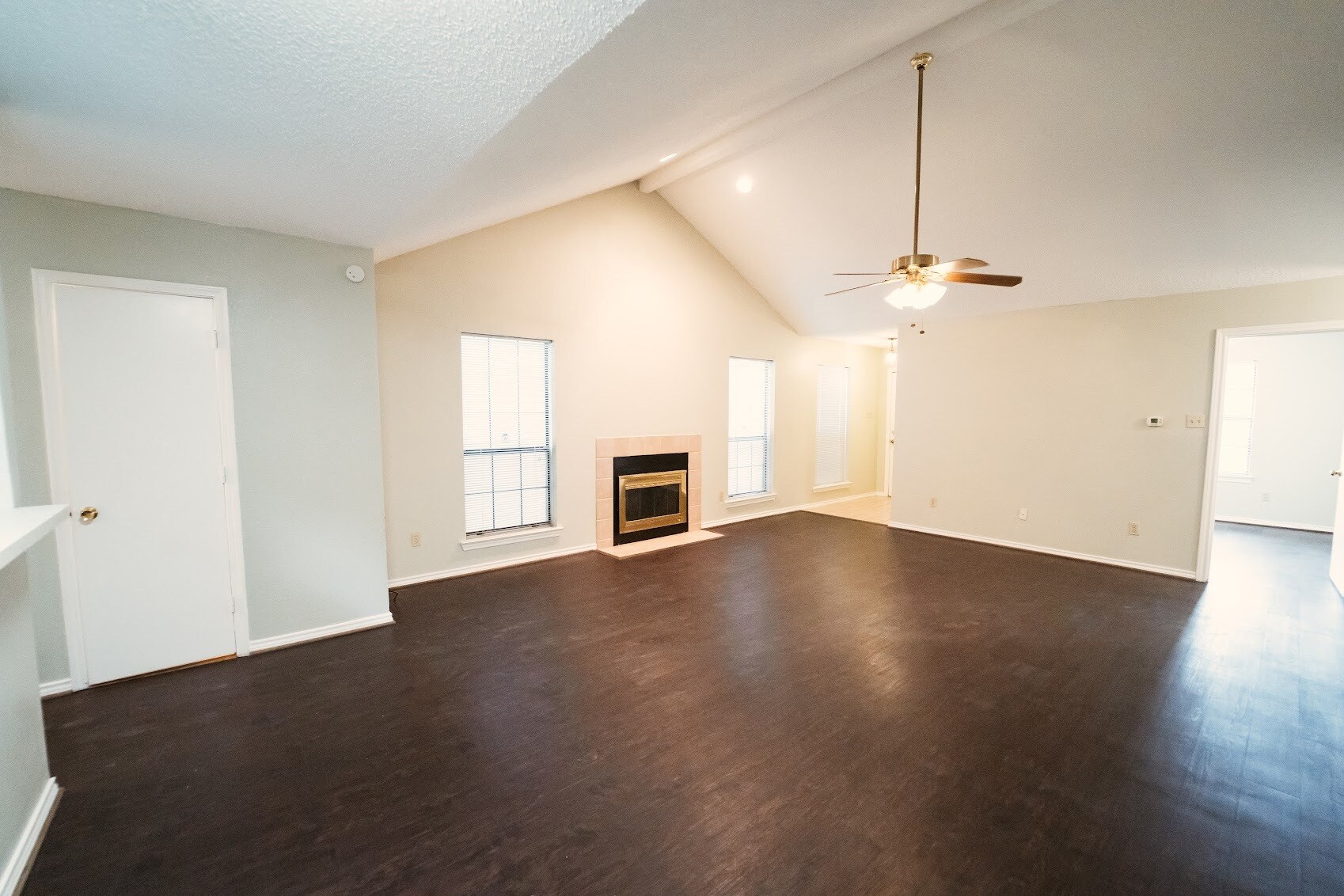 Living room - 1901 Wyatt Dr