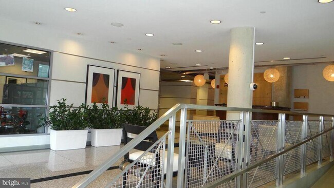 Building Photo - 1300 N St NW