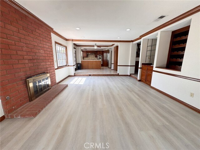 Building Photo - 2230 E Vista Mesa Way