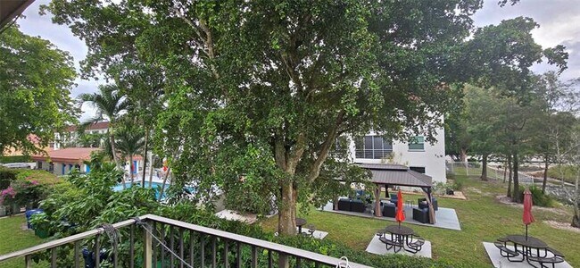 Building Photo - 8606 NW 35th St