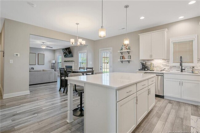 Building Photo - 1408 Friar Rock Cir