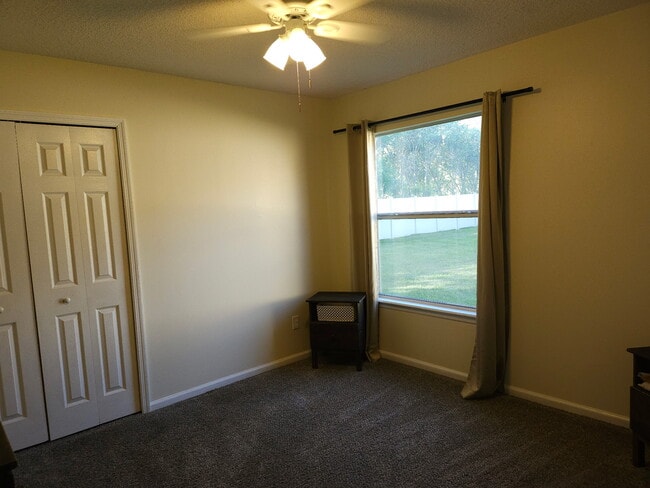 Building Photo - 1875 Sea Pines Ln