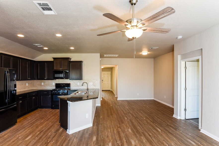 Building Photo - 2617 McCrae