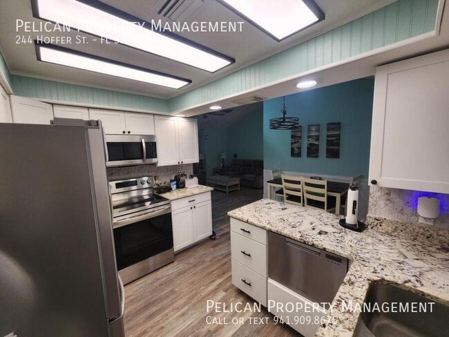 Building Photo - 244 Hoffer St