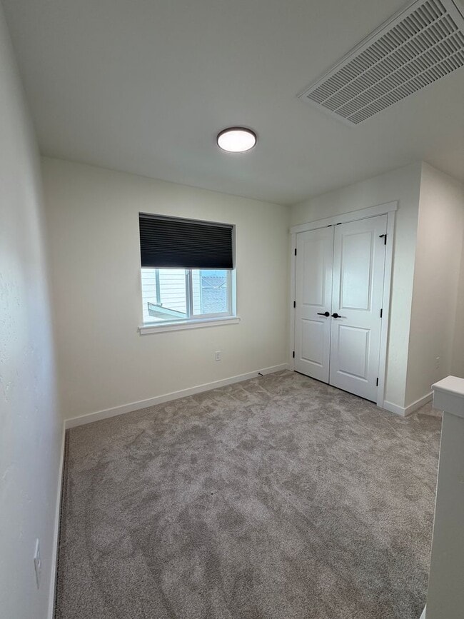 Building Photo - Beautiful New Construction- 3 bed, 2.5 ba, Quartz Countertops & Fenced Backyard