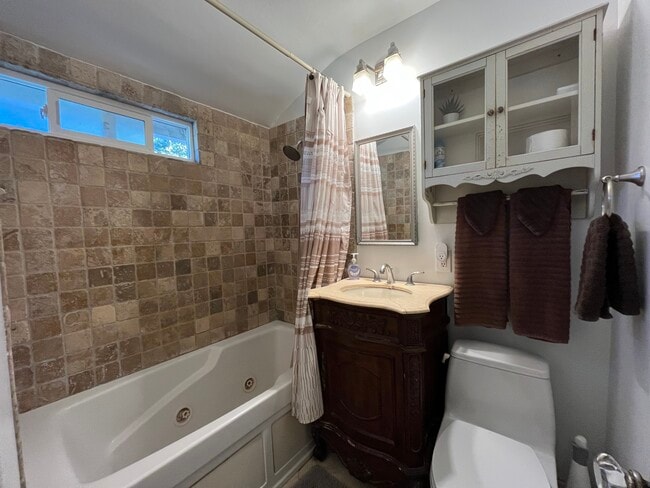 Building Photo - 4674 Orchard Ave