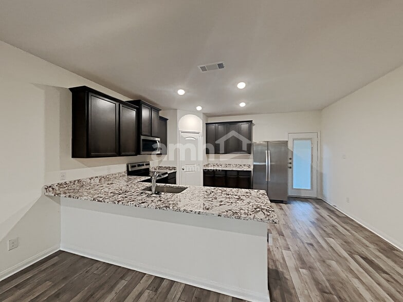 Building Photo - 1198 Treeta Trail